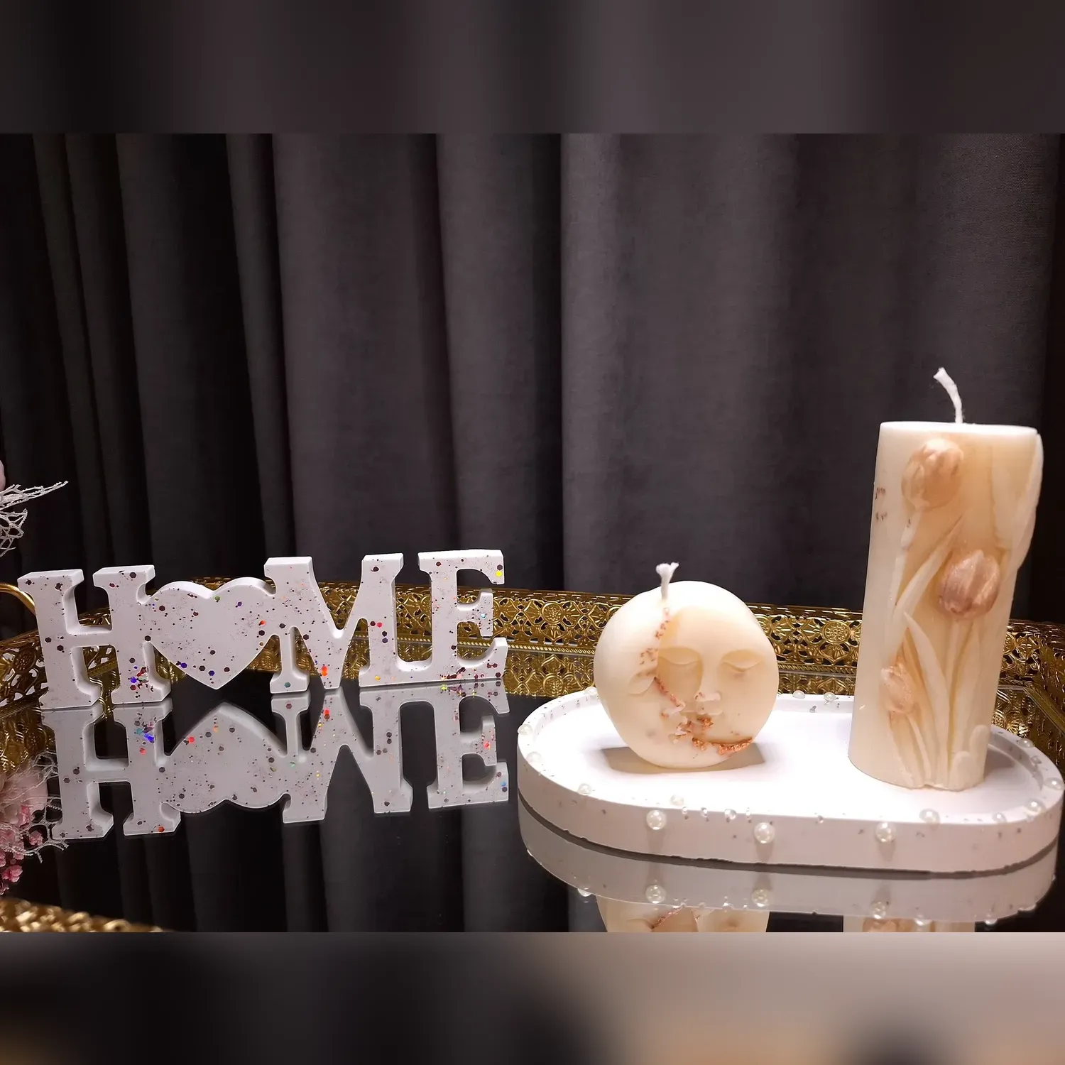 Set decorativ cu lumânări din ceară de soia parfumată și tăviță din praf ceramic
